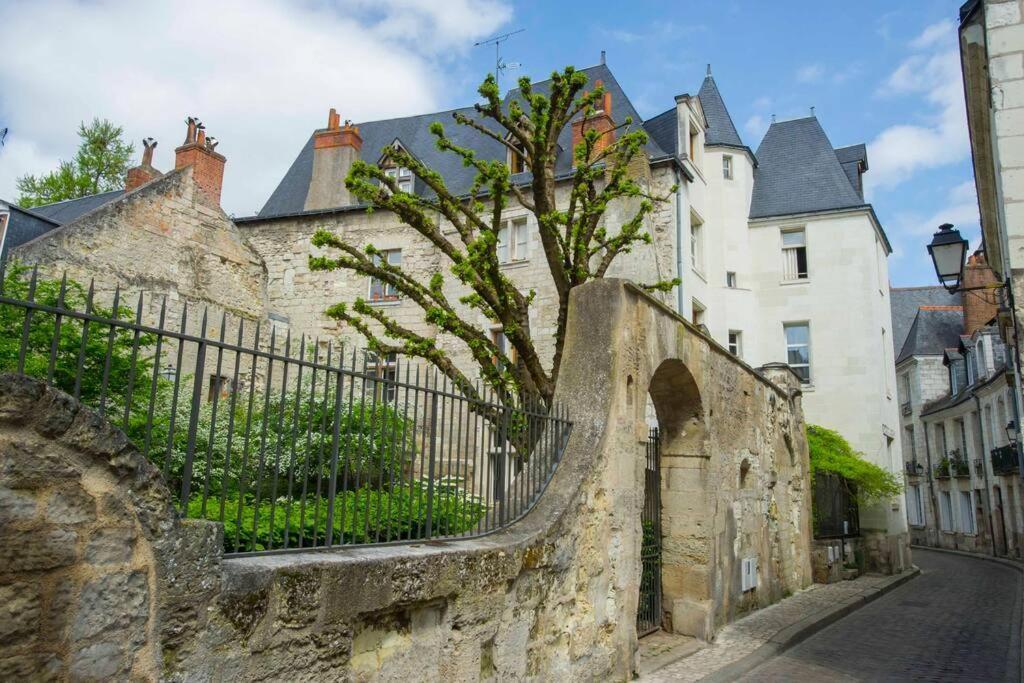 Appartement De Caractere Au Coeur Du Vieux Tours Luaran gambar